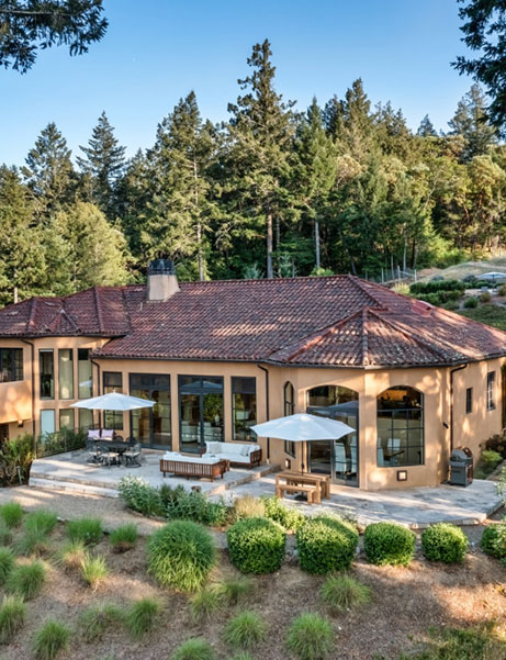 Healdsburg Luxury Living Home